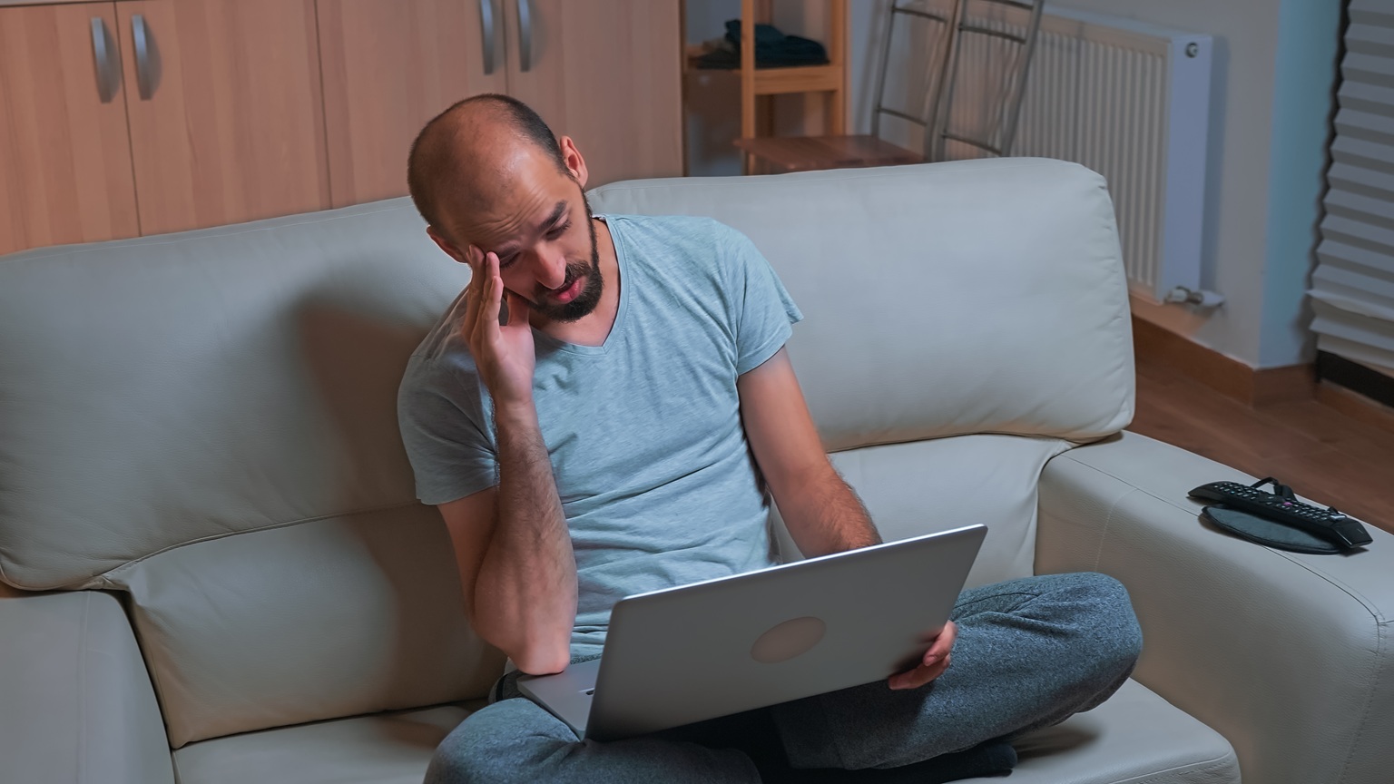 NELEGÁLNÍ ONLINE CASINA: BEZ LICENCE VÁS ČEKAJÍ PROBLÉMY